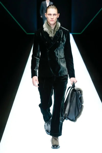 Look 36